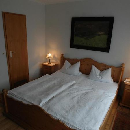 Hotel Adam Saarbrücken Quarto foto