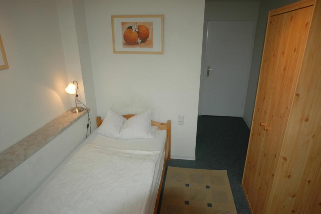 Hotel Adam Saarbrücken Quarto foto